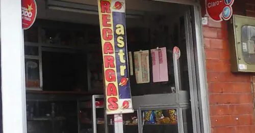 TIENDA DE BARRIO CARRERA 5L CON 48X BOGOTÁ TIENDA DE BARRIO CARRERA 5L CON 48X BOGOTÁ